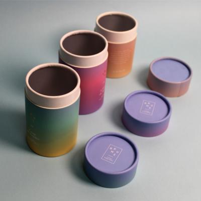 China Caja de regalo de encargo vacía del tubo de cartulina del color con la tapa del metal en venta