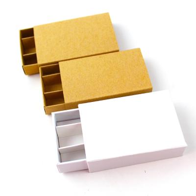 China Caja de empaquetado amistosa adaptable de Eco que graba en relieve la impresión de Debossing CMYK Pantone en venta