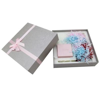 China Caixa de empacotamento personalizada CMYK Pantone do grupo dos brincos da caixa da joia do cartão à venda