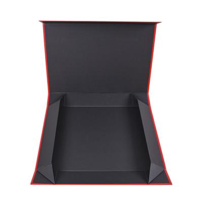Cina La scatola pieghevole nera personale del regalo del cioccolato agita il coperchio con su ordinazione stampato in vendita