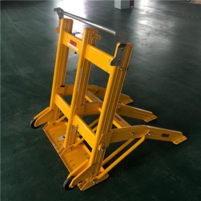 China Foldable Rubber Portable Vehicle Barricades Bending Welding for sale