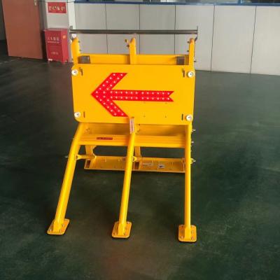 China LED Arrow Collapsible Vehicle Interception Barrier Yellow for sale