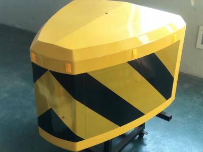 China Tested Expressway Highway Crash Attenuator With Anti Collision Pads for sale