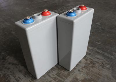 Chine Batterie profonde du cycle F12 2v 200ah OPzV pour les utilités électriques DIN43439 T5 à vendre