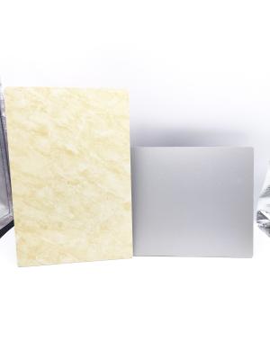 China Revestimento de alumínio do filme do PVC da espessura do painel 2mm da folha da separação do ACP da grão da pedra à venda