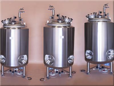 China Juice Cooling GMP Stainless Steel Storage Tank With Jacket for sale
