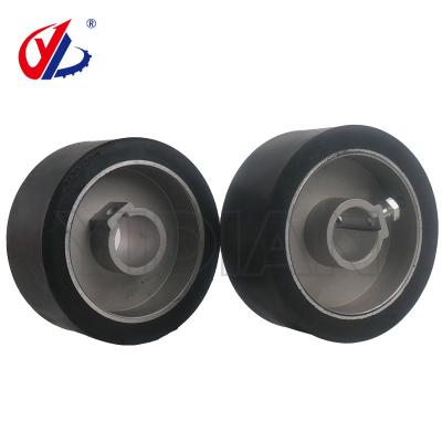 China 120*30*50mm Black Rubber Roller Feeding Wheel For Woodworking Two Sides Planer for sale