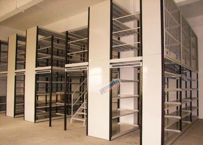 中国 倉庫の貯蔵の棚によって支えられる中二階の重いローディングによってカスタマイズされる幅ISO9001 販売のため