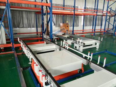 中国 Q235フリーザーのための鋼鉄移動式コンベヤ・システムのシャトルの取り替え 販売のため