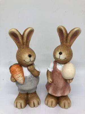 China Polyresin Rabbit Figurine Home Resin Garden Decor Handmade Craft for sale