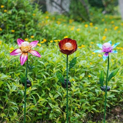 China LED Multicolor Solar Garden Ornament Waterproof Solar Powered Outdoor Ornaments à venda