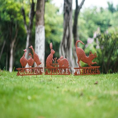 China Animal Garden Ornament Metal Garden Stake Decor Silhouette Statues for sale