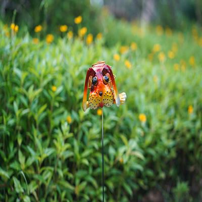 China Small Metal Solar Garden Animals Plug In Solar Powered Outdoor Lights Multiple for sale