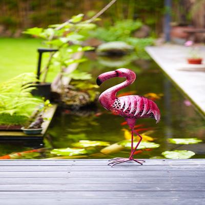 China Classical Metal Bird Lawn Ornaments Standing Flamingo Metal Garden Ornament for sale