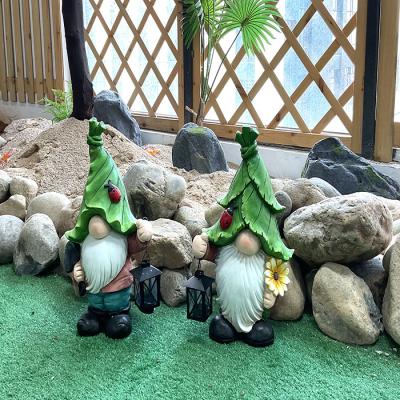 China Gnome Polyresin Garden Ornaments Statues Outdoor Funny Figurines for sale
