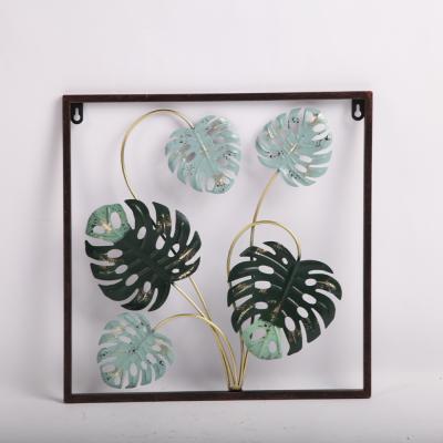 China Square Iron Frame High Durability Handmade Home Decor Suitable Leaves for sale