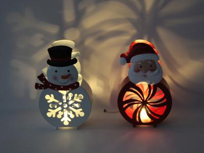 Cina Snowman Lantern Ornament Indoor Metal Christmas Decorations Crafts Customized in vendita