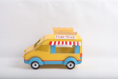 China Bright Colors And Cute Style Small Ornaments Caravans And Food Truck OEM Te koop