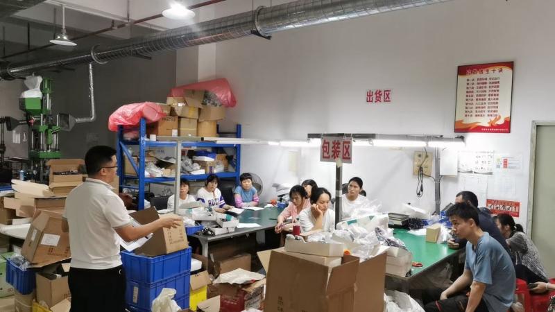 Verified China supplier - Dongguan Xinwei Clothing Accessories Co.,Ltd.