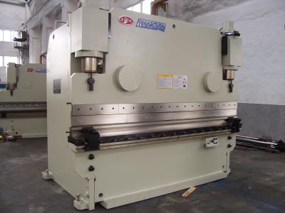 China Hydraulic Cnc Sheet Metal Bending Machine With 250 Ton From 47 Years Factory for sale