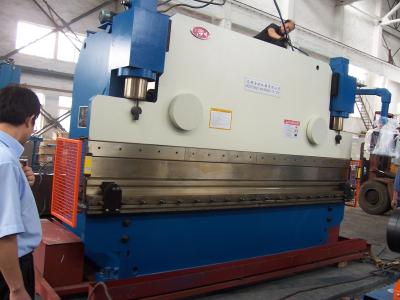 China 320 Ton Cnc Hydraulic Press Brake Bending Machine / Sheet Metal Bending Machine for sale