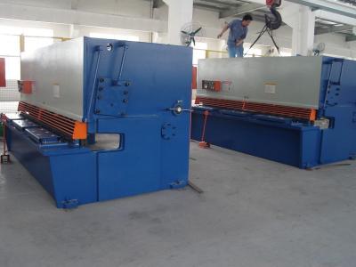 China Iron Carbon / Stainless Steel Sheet Metal Cutting Machine / Metal Shear Cutter for sale