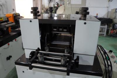 China Dikte 0,05 - 0.3mm van de de Rolvoeder van het Metaalblad Machine van de de Machine de Servovoeder Te koop