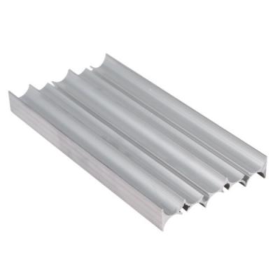 China Profile de extrusión de aluminio con ranuras anodizado de aleación de aluminio en venta