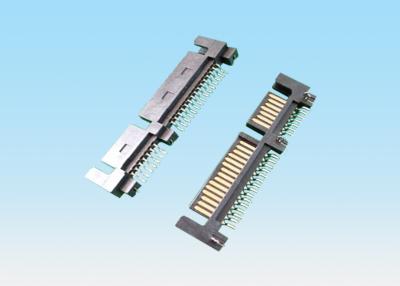 Chine connecteur masculin droit de Pin du cable connecteur 22 de 0.5A SATA pour l'unité de disque dur HDD à vendre