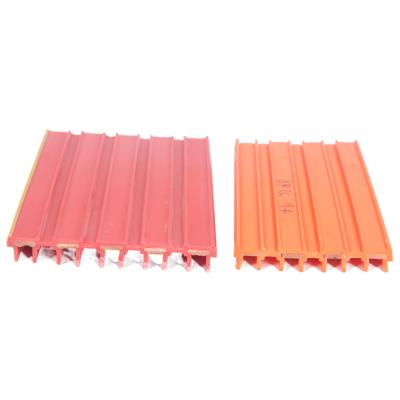 China Busbar Electrical Conductor Bar For Crane Flexible Multistage for sale