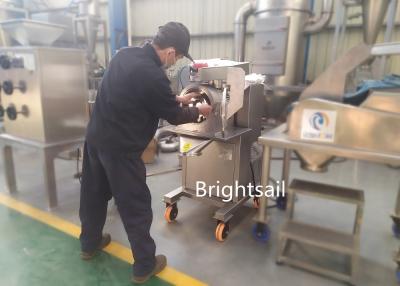 Chine Meulage de fines herbes rotatoire élevé de moulin de Liquiritiae de base de machine de poudre de la vitesse 10mm à vendre