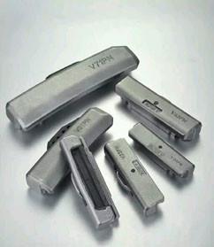 China Excavador Bucket Teeth Pins de la serie de V con la superficie plateada y negra del cinc del oxígeno en venta