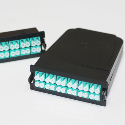 Chine câbles équipés optiques de 24F MPO MTP à la polarité modulaire A de cassette de LC OM3 à vendre