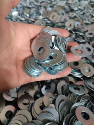 China Custom Size Galvanizde Steel Flat Washers / Round Plain Washer DIN125 DIN9021 for sale