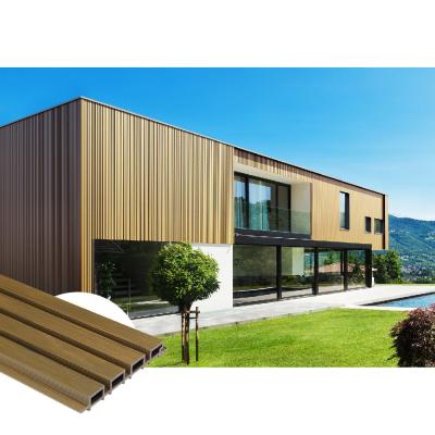 China Oak 219x26mm Composite Exterior Cladding For Villa 3D Woodgrain for sale