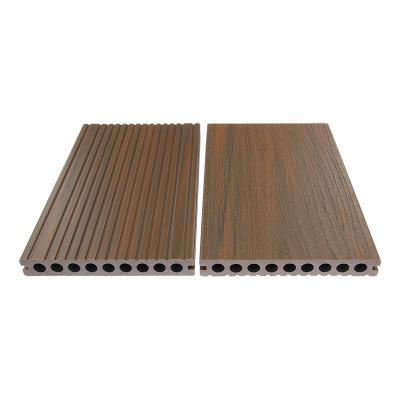China Composite With No Plastic Feel Fireproof Outdoor Composite Decking for sale