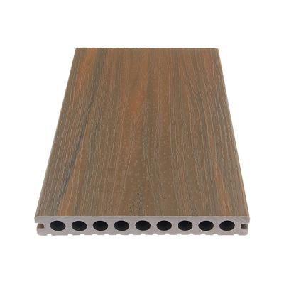 China Amber Yellow Eco Capped Composite Deck Boards Beach Road Fire Resistant for sale