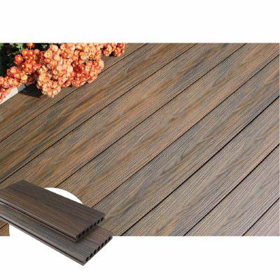 China Anti UV Capped Composite Decking for sale