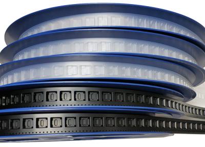 China Tamaño estándar grabado en relieve embalaje de la cinta del portador del carrete para la recogida/almacenamiento de los componentes en venta