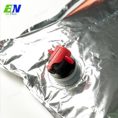 China bolso de la categoría alimenticia 20L en el embalaje de empaquetado de la cerveza del agua roja del bolso del vino del papel de aluminio de la caja en venta