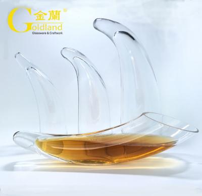 China Personalized Horn Shaped Glass Viking Drinking Horn unique beer glasses for sale