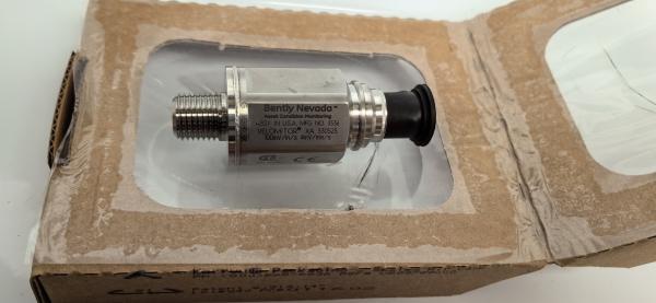 Quality 4.5Hz Bently Nevada Vibration Sensor Velomitor XA Piezo-Velocity Sensor 330525 for sale