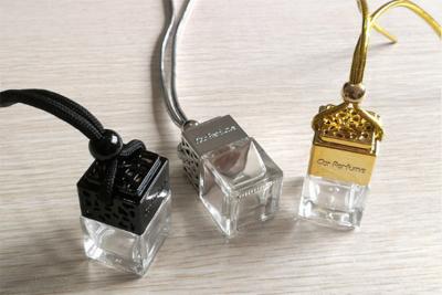 China Sellado caliente vacío transparente de la botella de vidrio del perfume del OEM en venta