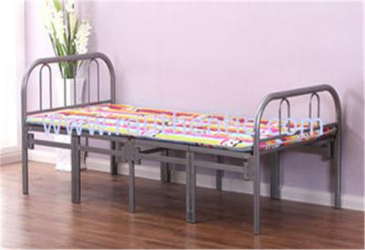 China Simple Tri Fold Portable Folding Bed Fold Away Cot With Steel Pipe Frame for sale