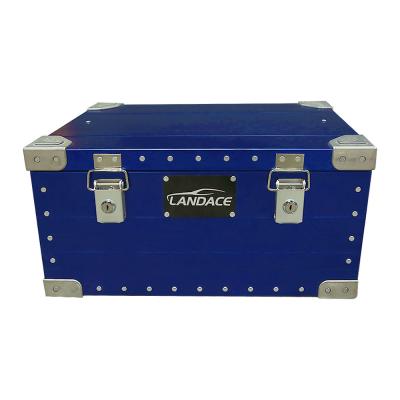 China Caja portátil de aluminio de 6,8 kg, caja de almacenamiento de artículos de cocina para campamento en venta