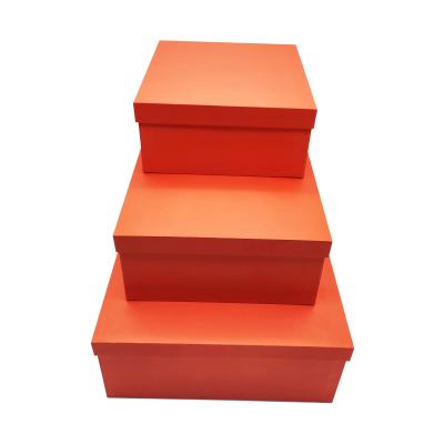 China Customized Cardboard Gift Packaging Box Decorative Gift Boxes With Lids for sale