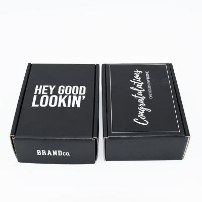 China 140g Matt Corrugated Mailer Boxes Two Sides Personalised Printed Shipping Silver Foil for sale