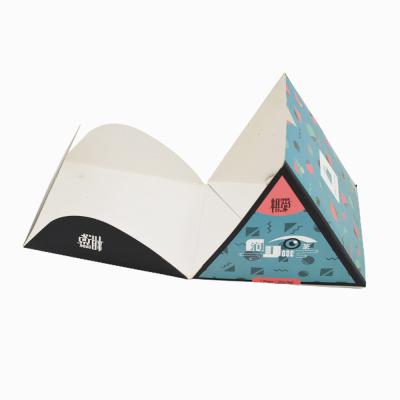 China Custom Printing Irregular Promotional Shopping Flat Bottom Paper Bags C1S Artpaper 350g for sale