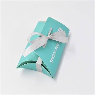 China Silver Foil ODM Small Foldable Flat Pillow Gift Box With Ribbon Closure for sale