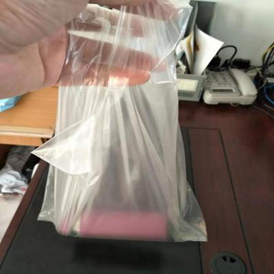 Chine Le sac soluble dans l'eau qui respecte l'environnement de T-shirt de sac à provisions de l'aperçu gratuit PVA a adapté aux besoins du client à vendre